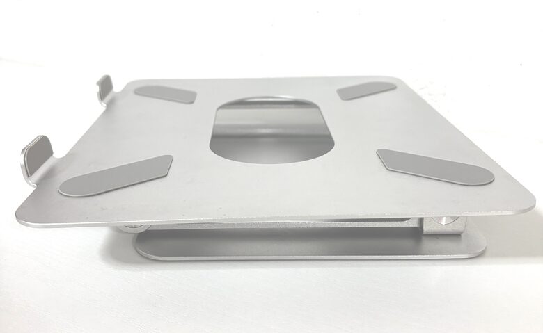 12. PC Stand - Silver 2